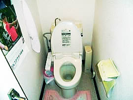 トイレ工事　ビフォー