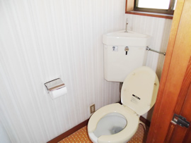 トイレ工事　ビフォー